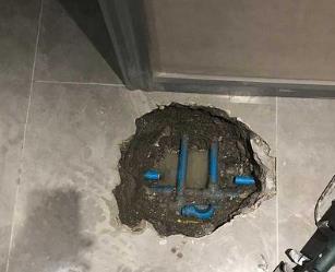 龙凤阳台漏水维修公司分享下暖气管道漏水的原因有哪些